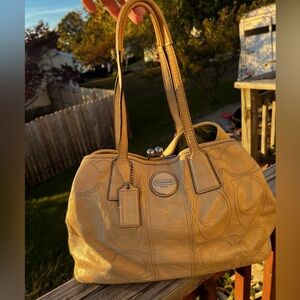 Coach F15658 Yellow Signature Leather Framed Carryall Kisslock Purse